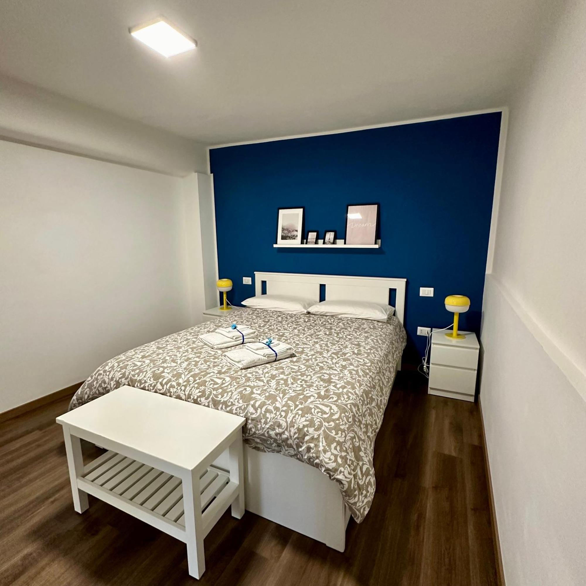Lalla Home Bari Bagian luar foto